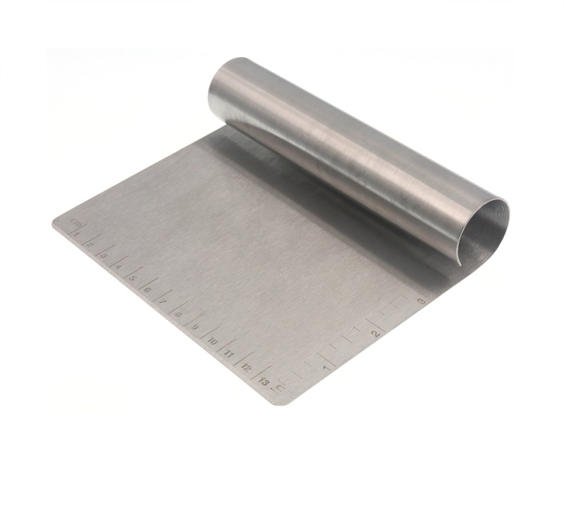 Скребок (разделитель для теста) h=12 см. раб.часть 15*8 см. нерж. со шкалой /1/12/72/